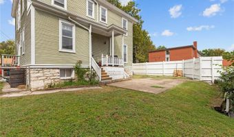 415 Bluff St, Alton, IL 62002