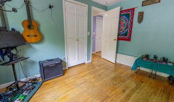 3666 Frederick Dr, Ann Arbor, MI 48105