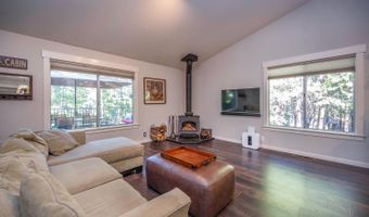 2641 Chamonix Dr, Arnold, CA 95223