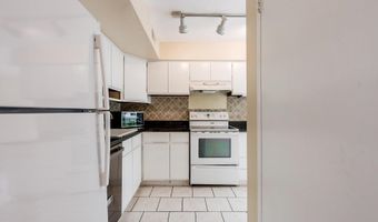 4627 LOGSDON Dr 51, Annandale, VA 22003