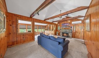 1052 Lakeside Dr E, Alloway, NJ 07422
