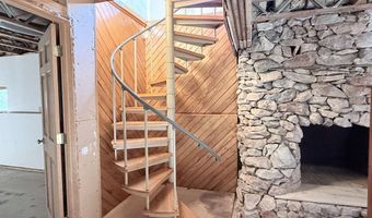 498 Town Line Rd, Bennington, VT 05201