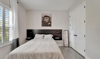 5611 MADRIGAL Way, Apollo Beach, FL 33572