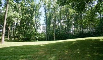 80 Hillcrest Estates Dr, Batesville, IN 47006