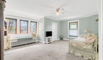 1805 ST Clair River Dr, Algonac, MI 48001