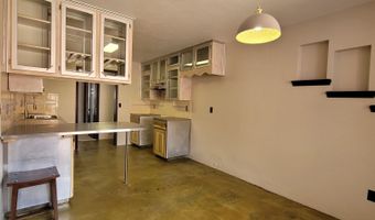 404 Sunbeam Ave, Alamogordo, NM 88310