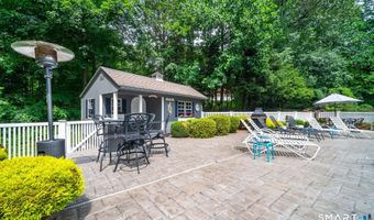 75 Hearthstone Dr, Cheshire, CT 06410