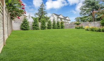 118 E Highland Ave, Atlantic Highlands, NJ 07716