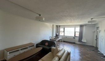 8 Whittier Pl 17D, Boston, MA 02114