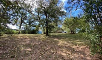 305 1st St, Barling, AR 72923