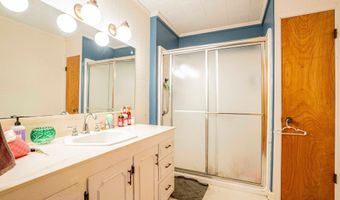 115 W Valcourt St, Abbeville, LA 70510