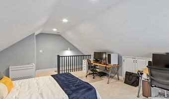 18 River St 18, Andover, MA 01810