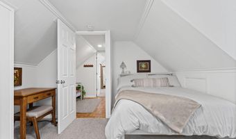 18 Oxford Rd, Albany, NY 12203