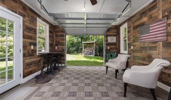 2393 Scituate Ave, Cranston, RI 02831