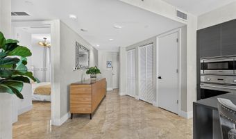 9821 E Bay Harbor Dr 402, Bay Harbor Islands, FL 33154