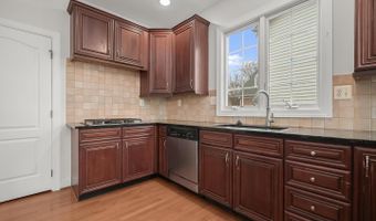 43480 FOXGROVE Ct, Ashburn, VA 20147