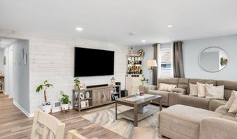 238 Forepeak Ave, Beachwood, NJ 08722