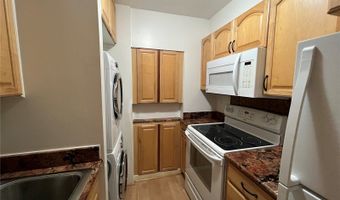 1122 Elm St 301, Honolulu, HI 96814