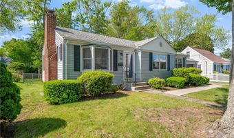 30 Winthrop St, East Providence, RI 02915