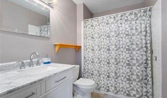 17699 157th Ter, Basehor, KS 66007