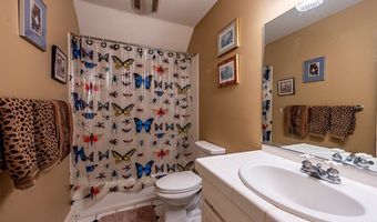 608 Russell Rd, Albany, GA 31707
