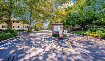 615 Broadway 76, Amityville, NY 11701