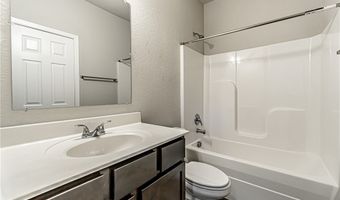 6605 SW Warrington Rd, Bentonville, AR 72713