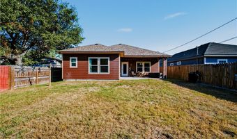 150 N 9th St, Aransas Pass, TX 78336