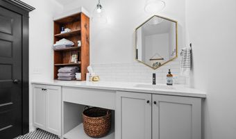 8279 Revado Hills Ct, Ada, MI 49301