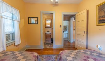 303 E Main St, Abingdon, VA 24210