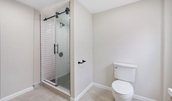 50 14th St, Bangor, ME 04401