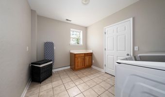 305 FOREST Pkwy, Alabaster, AL 35007