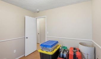 7207 Foxridge Cir #D-4, Anchorage, AK 99518