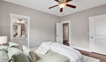 9 Hyde Park Pl, Arden, NC 28704