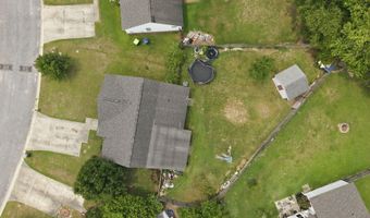 3726 Countryaire Dr, Ayden, NC 28513