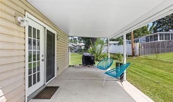 6334 Hurstgreen Ln, Affton, MO 63123