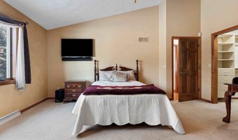 69 PENBROOK Cir, Appleton, WI 54913