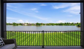 4261 Lakeshore Dr, Basehor, KS 66007