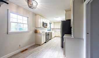 418 Meadowlark Dr, Albany, GA 31707