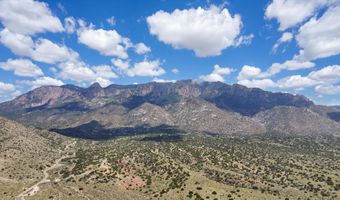 15 La Cueva Trl NE, Albuquerque, NM 87122