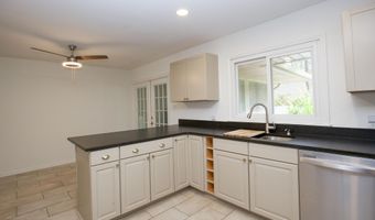 1000 Robinwood Rd, Aberdeen, NC 28315