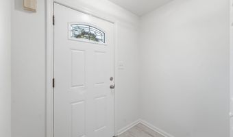 5603 INDEPENDENCE Cir, Alexandria, VA 22312