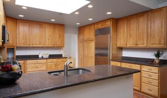 3615 38TH St N, Arlington, VA 22207
