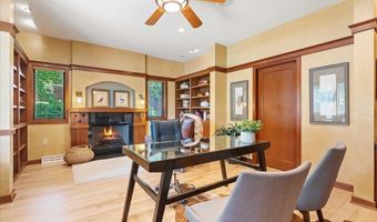 5870 Persimmon Dr, Fitchburg, WI 53711