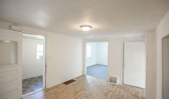 125 S Heckart St, Algona, IA 50511