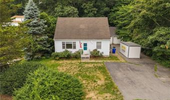 11 Pawtucket Ave, Bristol, RI 02809