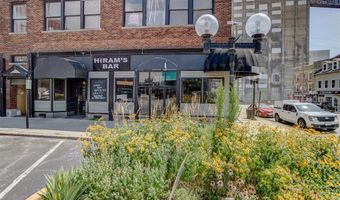 215 W 3rd St, Alton, IL 62002