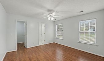 4 Shiney Leaf Ct, Beaufort, SC 29907