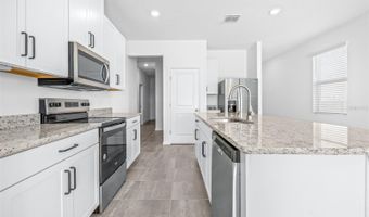 2707 VIRGINIA PINE Dr, Bartow, FL 33830