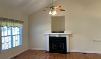 4219 Maple Dr, Ayden, NC 28513